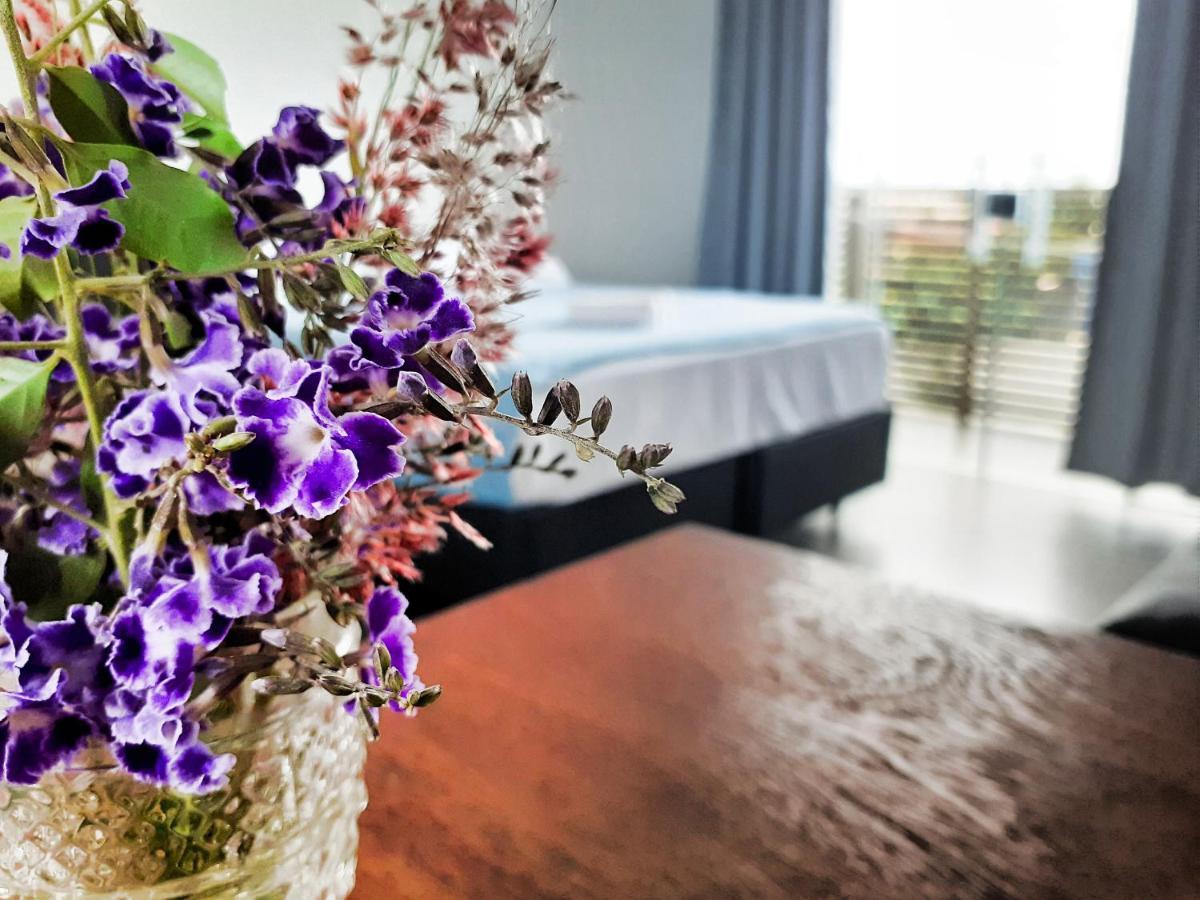 Pousada Suites Do Rosa Прайя-ду-Роза Экстерьер фото
