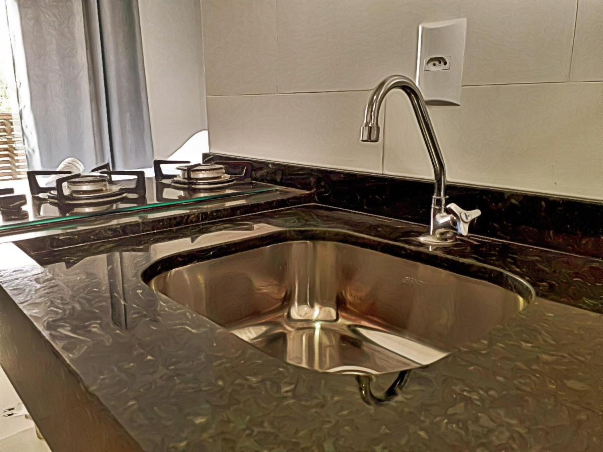 Pousada Suites Do Rosa Прайя-ду-Роза Экстерьер фото